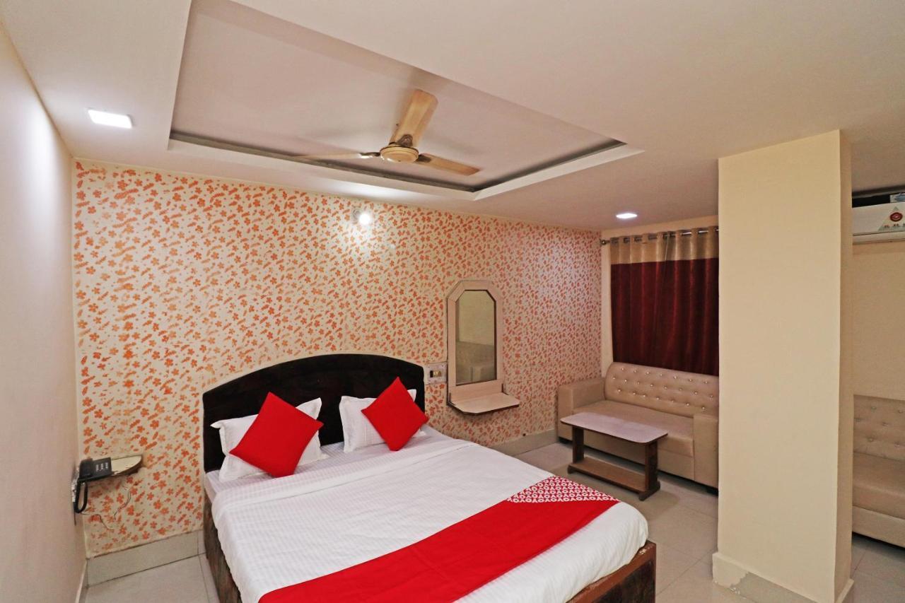Oyo 39838 Riverside Hotell Bilāspur Eksteriør bilde
